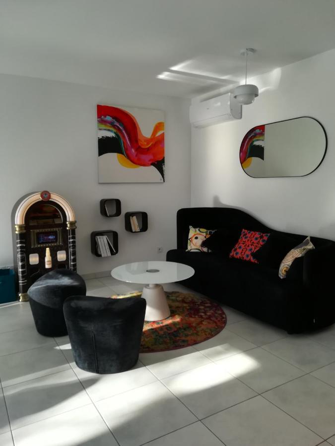 Bel Appartement Avec Terrasse - Plage De Carro A Pied มาร์ติกส์ ภายนอก รูปภาพ