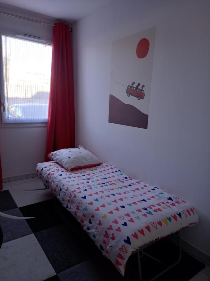 Bel Appartement Avec Terrasse - Plage De Carro A Pied มาร์ติกส์ ภายนอก รูปภาพ
